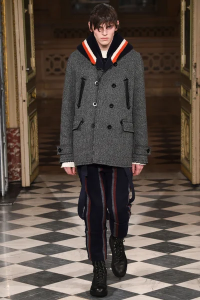 Look 27